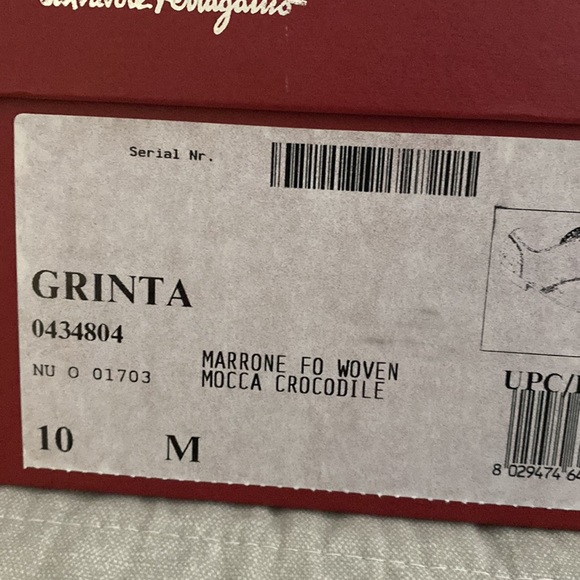 Salvatore Ferragamo Men’s size 10 woven raffia shoes, brown. - Picture 3 of 9